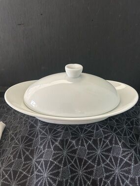 Food Network White Covered Oval Butter Dish with Lid